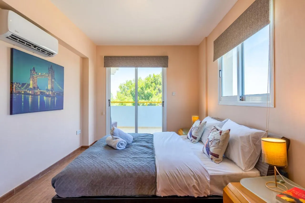 Appartement Melograno 3-Br Apt W/ Terrace In Larnaca Chypre